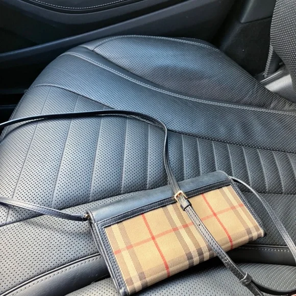 Burberry Crossbody Wallet on Strap - Picture 7 of 11
